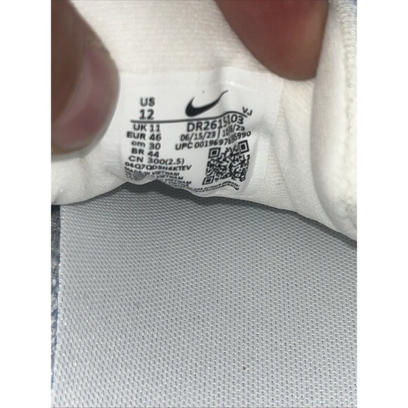 Size 12 - Nike ZoomX Invincible 3 White Photon Dust main image 5